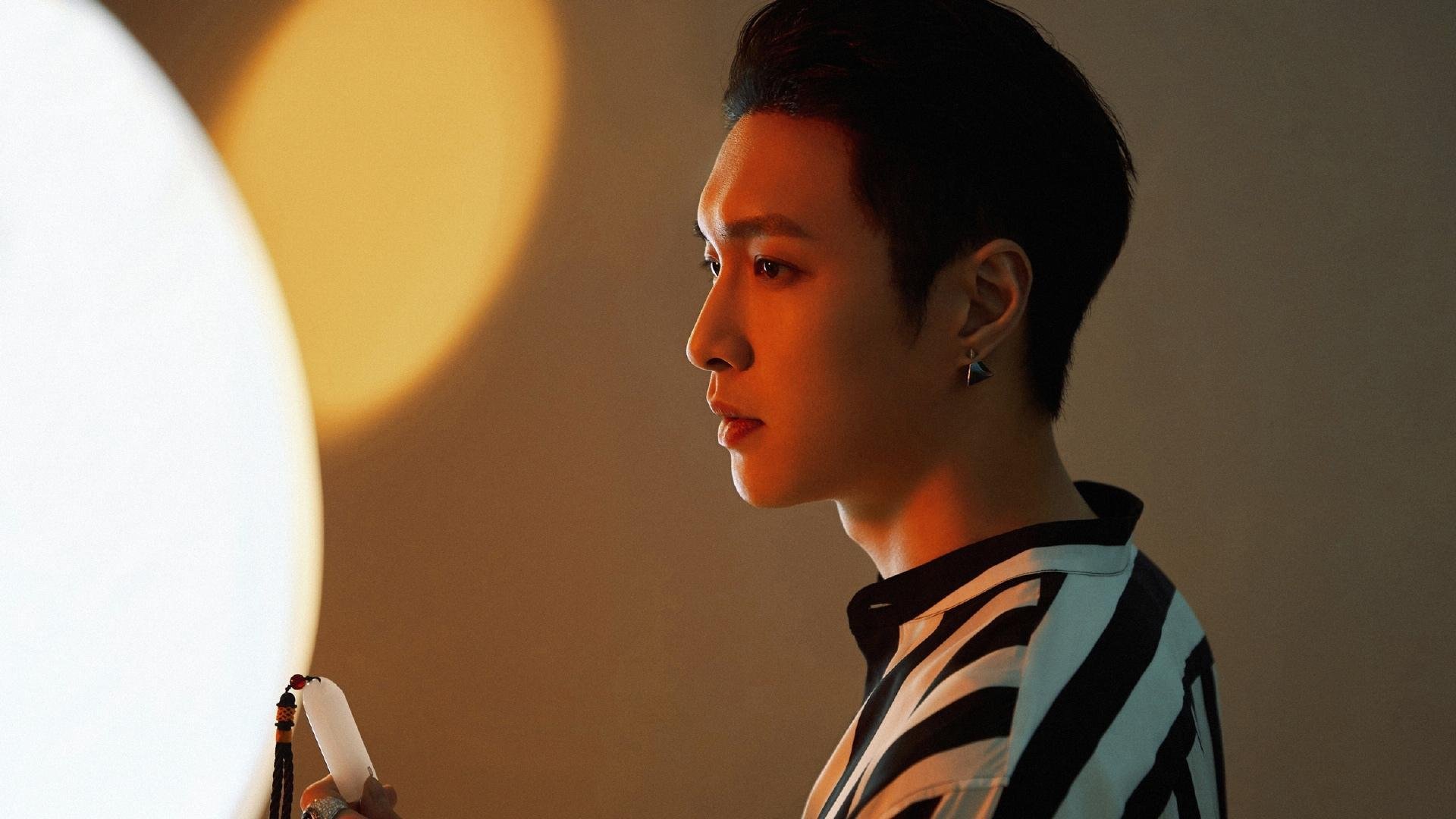 爱游戏体育app-电竞比赛中的亮点瞬间：精彩操作与创新战术，电竞比赛现场描述