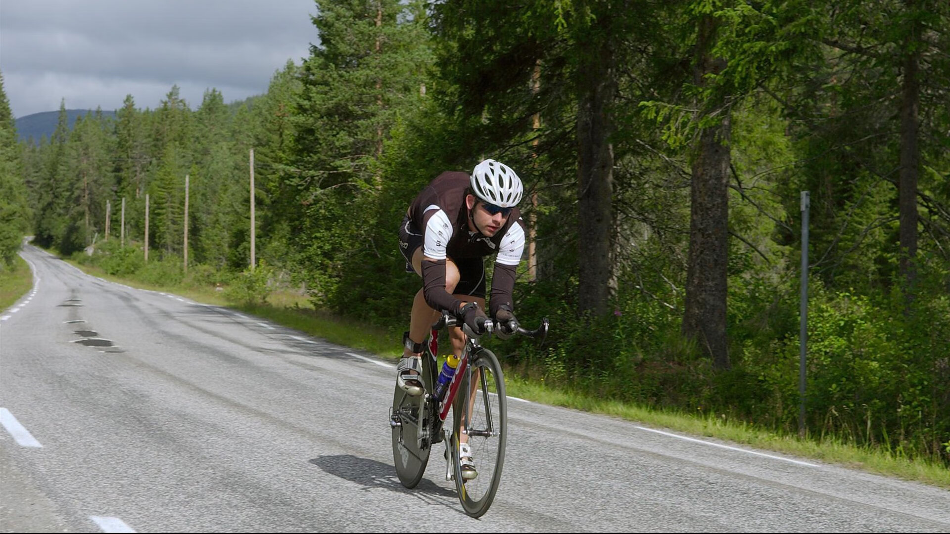 阿尔及利亚女篮在非洲锦标赛中获得佳绩,迈向国际舞台
