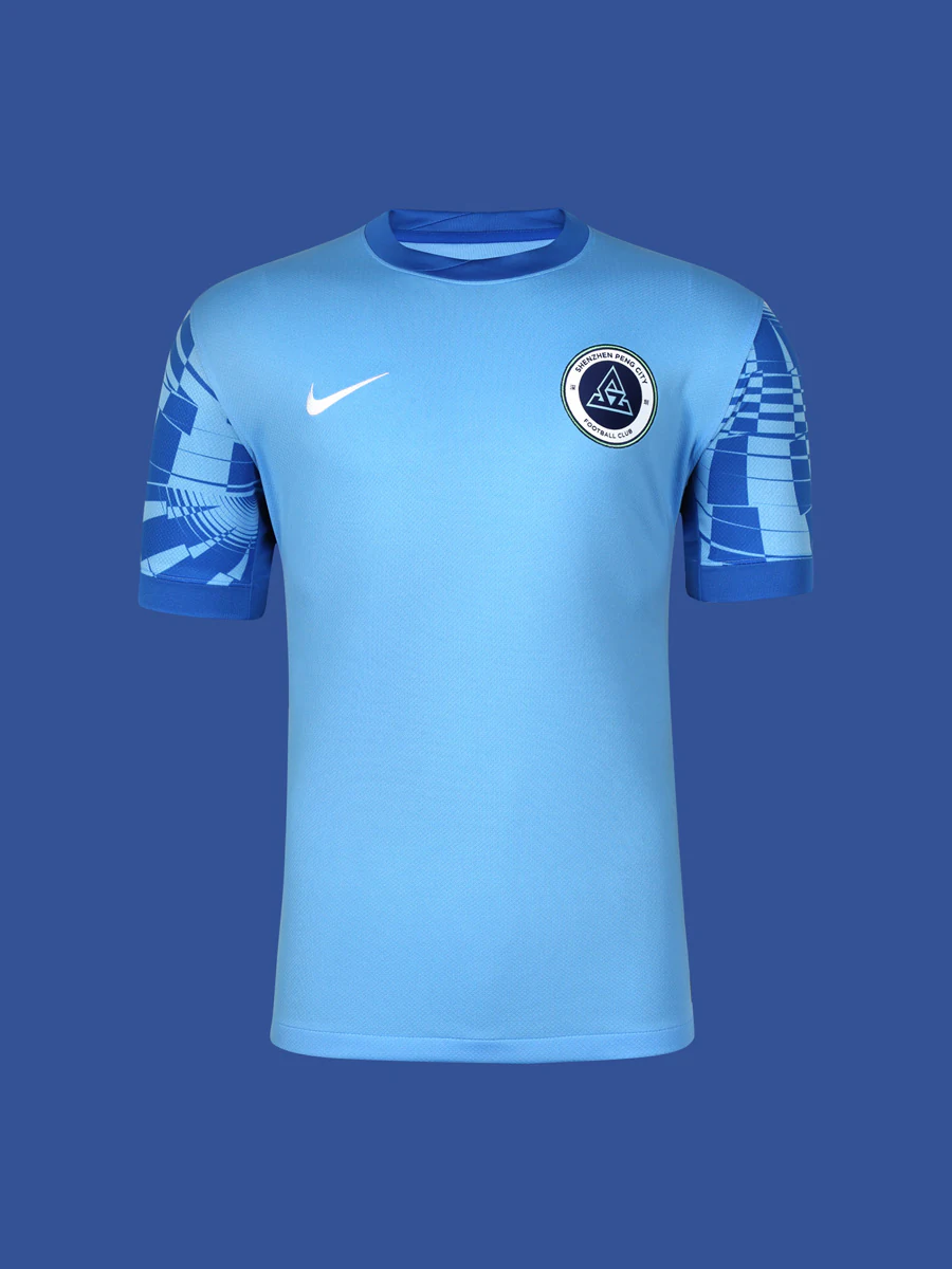 爱游戏体育:中超俱乐部推出球迷文化衫：设计独特，吸引球迷购买的简单介绍