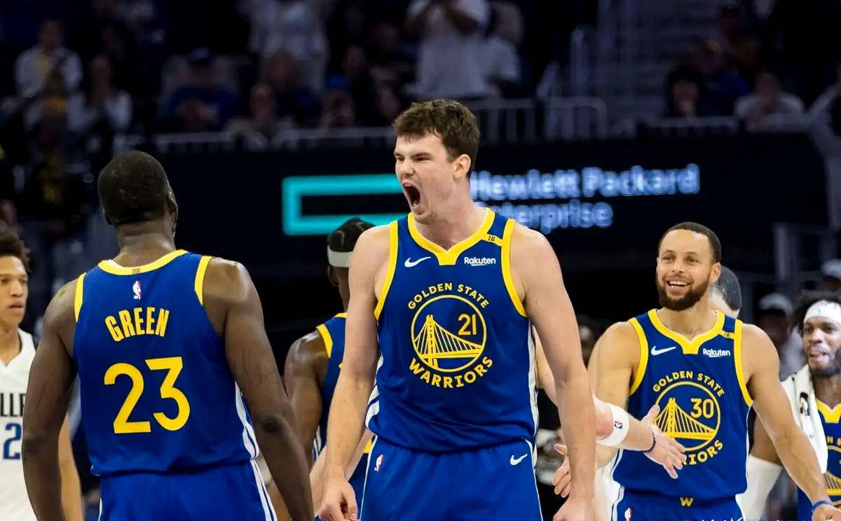 爱游戏体育：勇士队战术调整：科尔计划增加错位单打战术的简单介绍