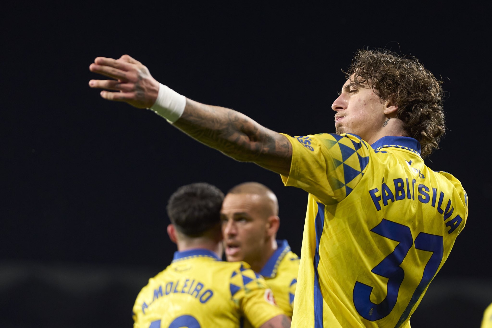 爱游戏体育:德甲的球员流动性:转会市场的影响的简单介绍 爱游戏体育:德甲的球员流动性:转会市场的影响的简单介绍